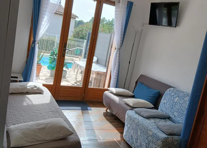 Maison Mitoyenne Avec Piscine Un Moment Chez Diane