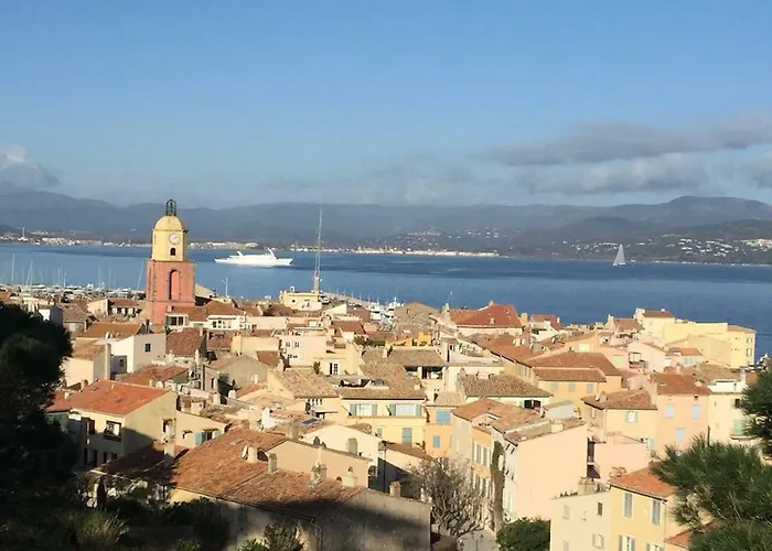 Charmante petite maison a l'éntrée de Saint Tropez