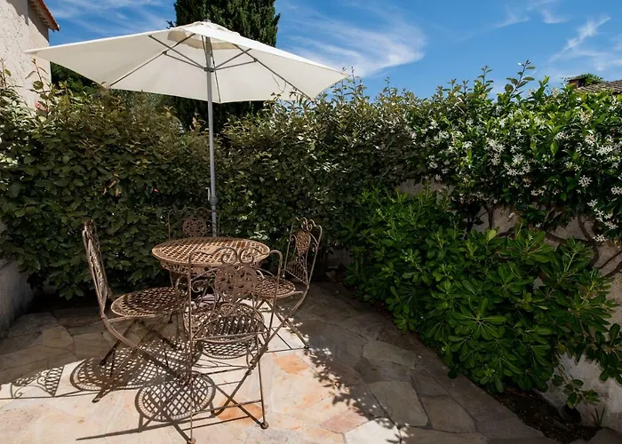 Charmante Petite Maison A L'Entree De Saint Tropez